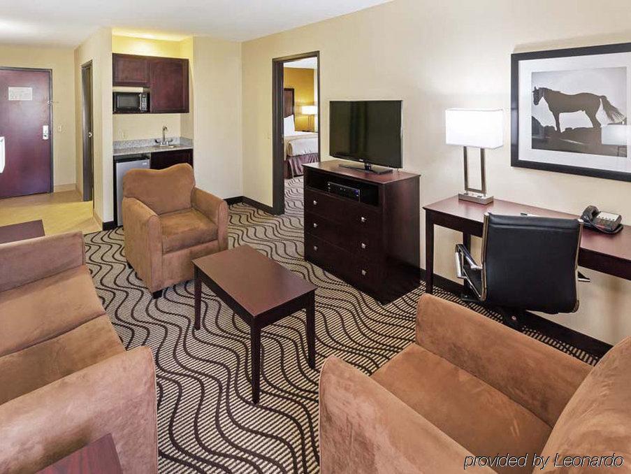 La Quinta By Wyndham Floresville Exterior foto